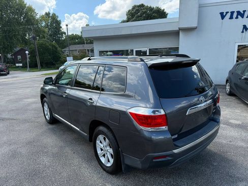 Used 2012 Toyota Highlander 4WD w/ Tech Pkg image 6