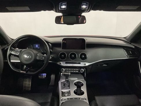 Used 2019 Kia Stinger GT image 22