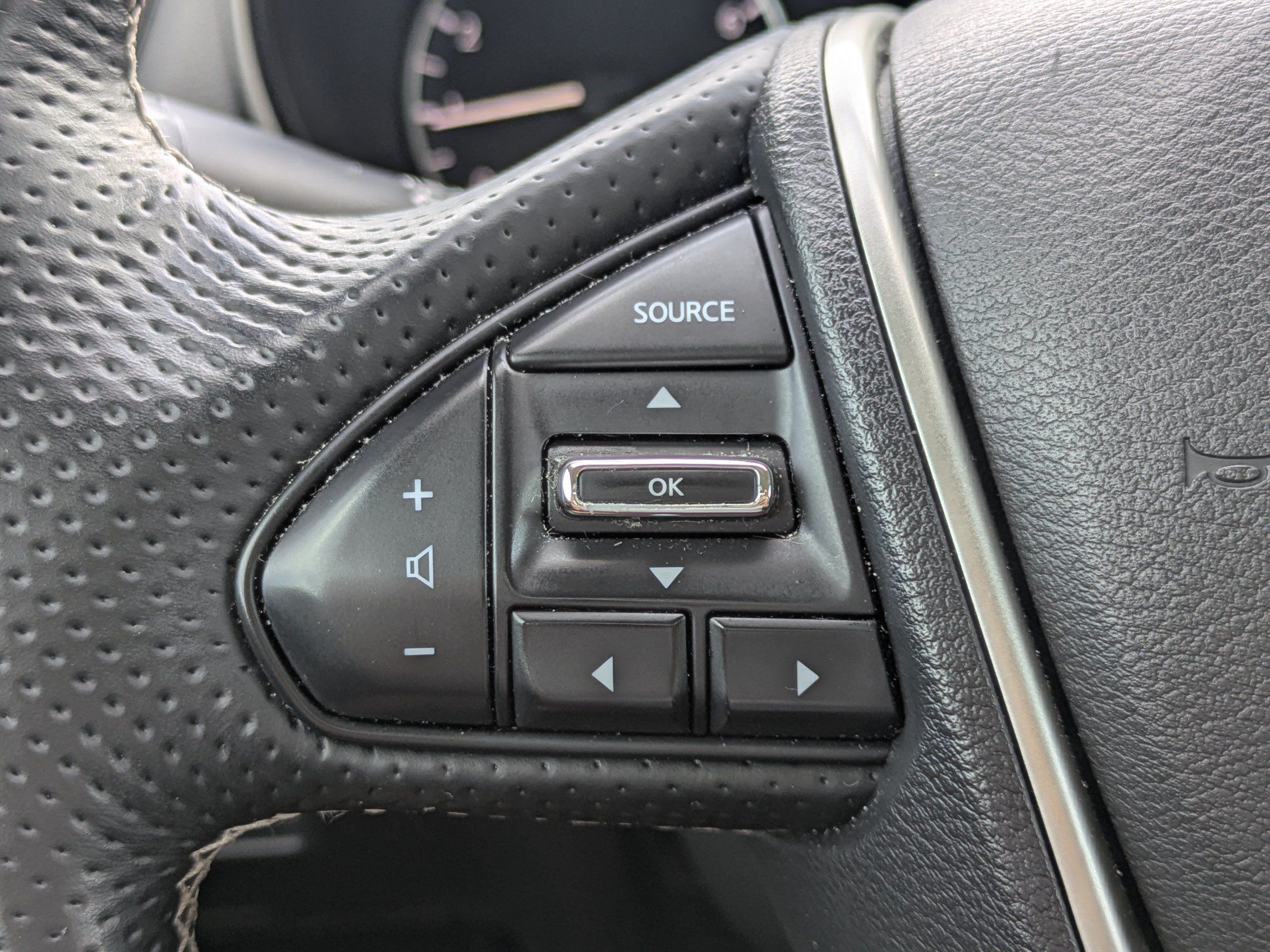 Used 2021 Nissan Maxima 3.5 SV w/ Floor Mat Group FWD image 21