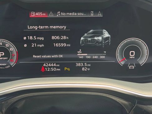 Used 2023 Audi Q8 Premium Plus w/ Premium Plus Package AWD/4WD image 22
