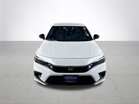 Used 2023 Honda Civic Sport image 3