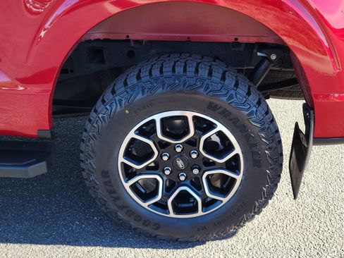 Used 2022 Ford F150 XLT w/ Equipment Group 302A High AWD/4WD image 13