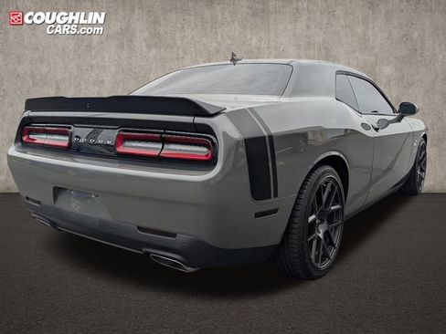 Used 2017 Dodge Challenger R/T Scat Pack w/ Leather Interior Group image 7