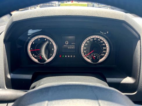 Used 2014 RAM 1500 Big Horn image 15