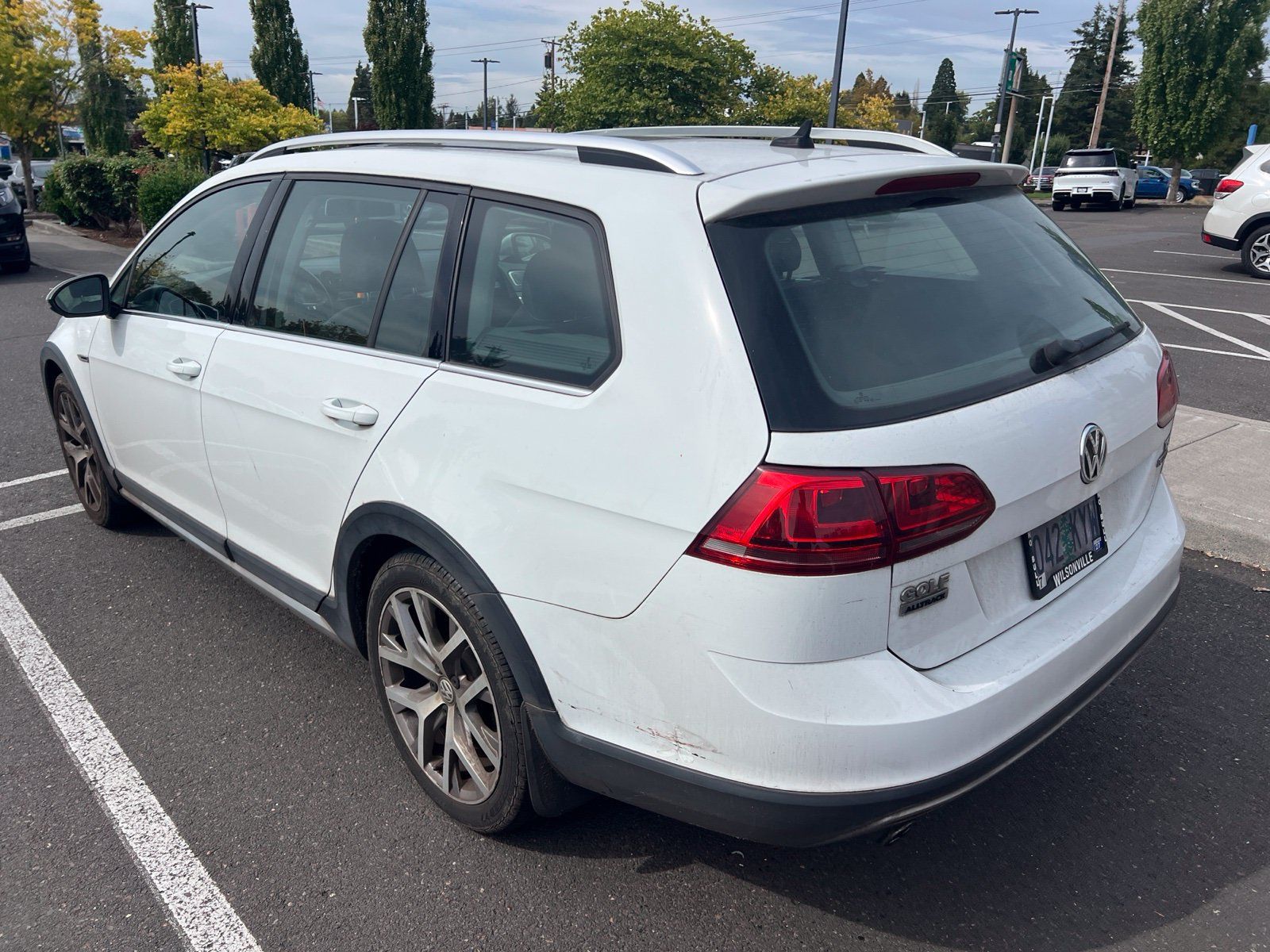 Used 2017 Volkswagen Golf Alltrack SEL AWD/4WD image 6