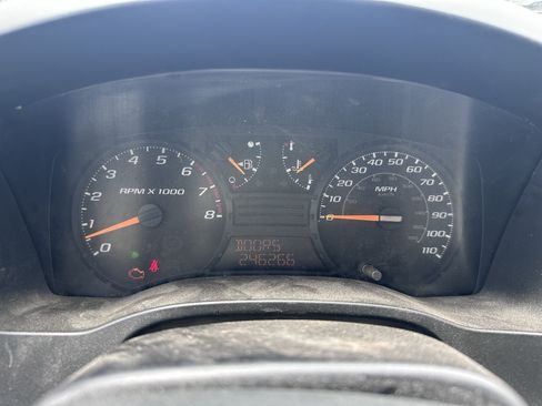Used 2005 Chevrolet Colorado 4x4 Regular Cab image 12