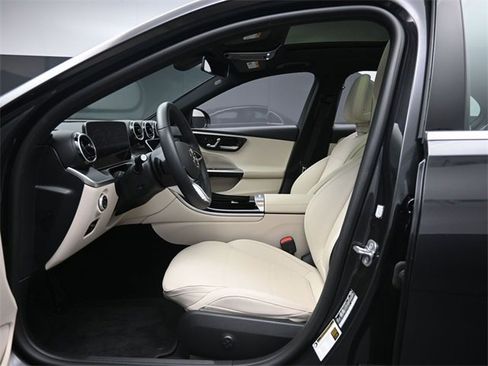 Used 2024 Mercedes-Benz C 300 Sedan image 17