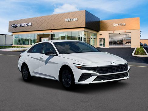 New 2026 Hyundai Elantra Sport image 11