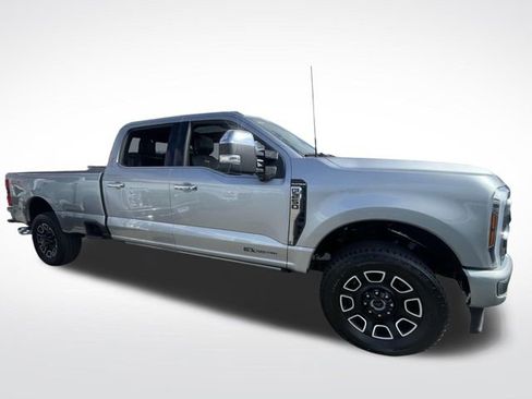 Certified 2024 Ford F250 Platinum image 8