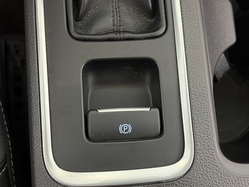 Used 2017 Ford Escape S FWD image 26