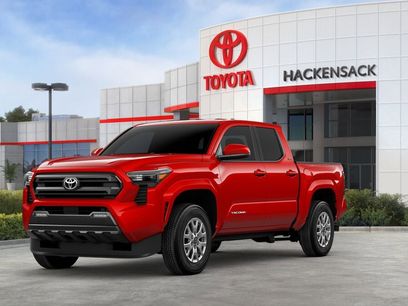New 2025 Toyota Tacoma SR5