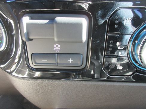 New 2026 GMC Sierra 1500 SLT w/ SLT Premium Plus Package image 21