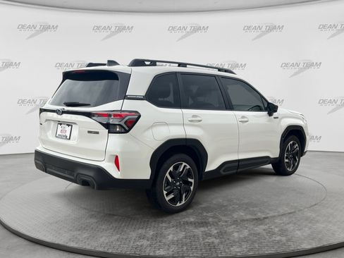 Certified 2025 Subaru Forester Limited AWD/4WD image 7