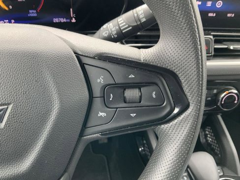 Used 2025 Chevrolet TrailBlazer LT image 28