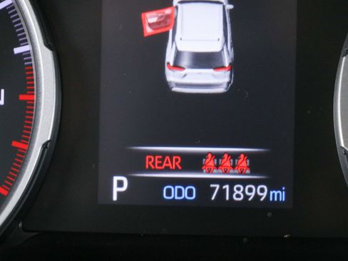 Used 2020 Toyota RAV4 LE FWD image 16
