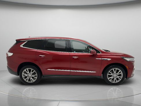 Used 2023 Buick Enclave Essence w/ Experience Buick Package AWD/4WD image 3