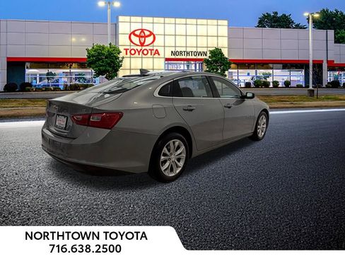 Used 2024 Chevrolet Malibu LT image 35