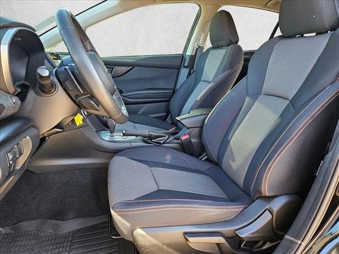 Used 2021 Subaru Crosstrek 2.0i Premium image 16