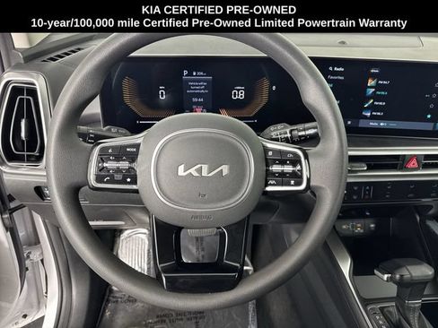 Certified 2025 Kia Sorento LX FWD image 10