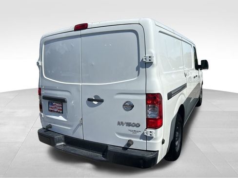 Used 2021 Nissan NV 1500 S image 2
