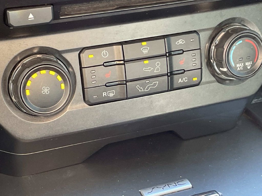Used 2018 Ford F150 XLT w/ Equipment Group 302A Luxury AWD/4WD image 29