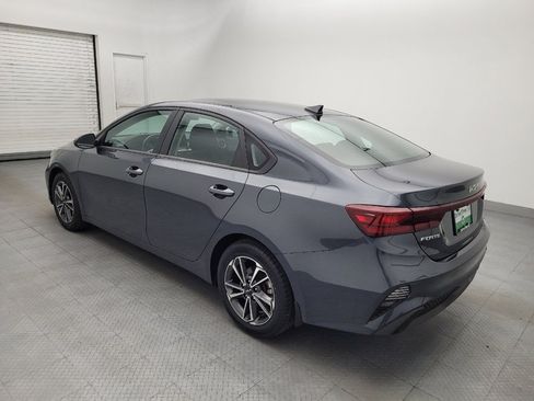 Used 2022 Kia Forte LXS FWD image 5