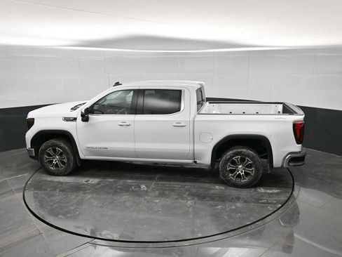New 2026 GMC Sierra 1500 SLE w/ Preferred Package image 26
