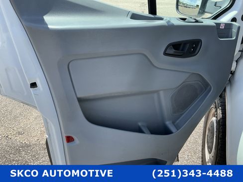 Used 2019 Ford Transit 350 XL image 12