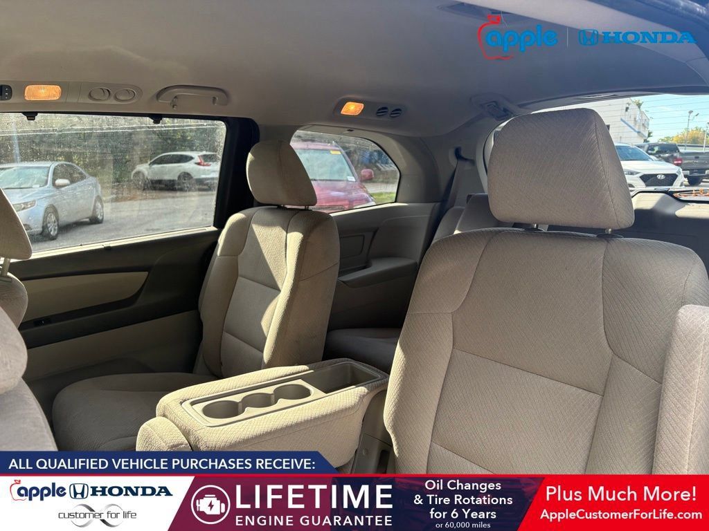 Used 2014 Honda Odyssey EX image 5