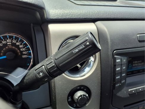 Used 2014 Ford F150 XLT w/ Equipment Group 302A Luxury AWD/4WD image 15