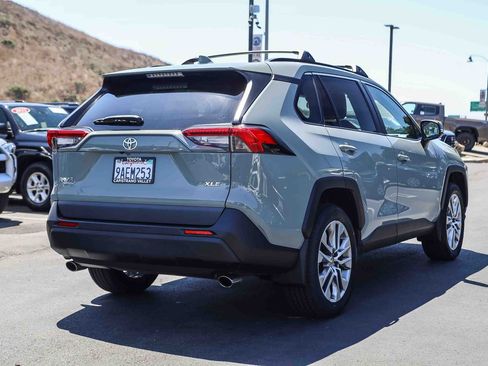 Certified 2022 Toyota RAV4 XLE Premium FWD image 4