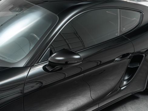 Used 2022 Porsche 718 Cayman GTS w/ Light Design Package RWD image 37
