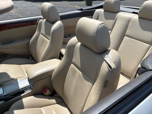 Used 2006 Toyota Solara SLE FWD image 7