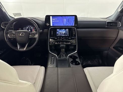 Certified 2022 Lexus LX 600 4WD w/ Appearance Package image 26