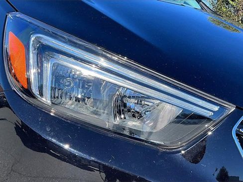 Used 2022 Buick Encore Preferred w/ Safety Package image 31