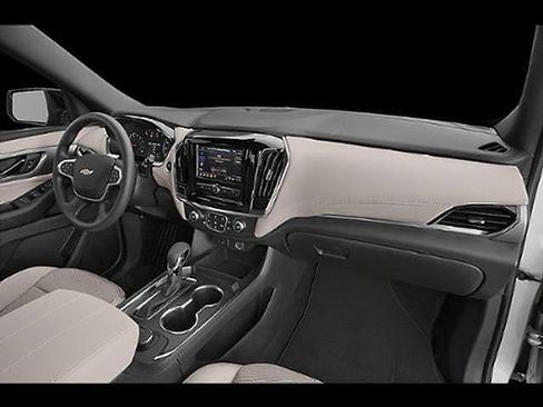 Used 2022 Chevrolet Traverse LS FWD image 33