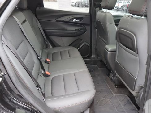 Used 2023 Chevrolet TrailBlazer RS w/ Sun and Liftgate Package image 18