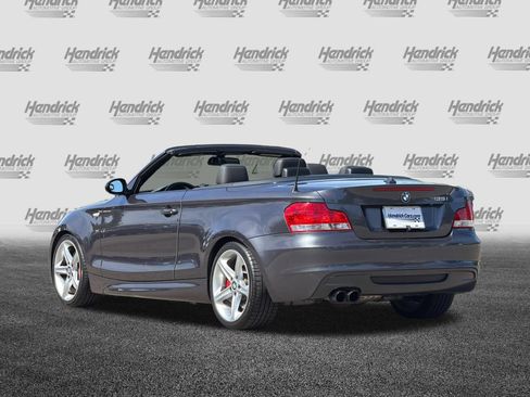 Used 2008 BMW 135i Convertible image 7