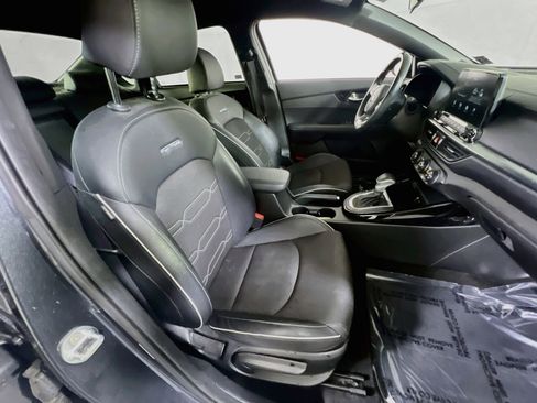 Used 2021 Kia Forte GT-Line FWD image 25