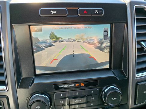 Used 2015 Ford F150 XLT w/ Equipment Group 302A Luxury image 20