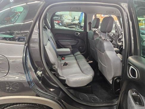 Used 2017 FIAT 500L Trekking FWD image 32