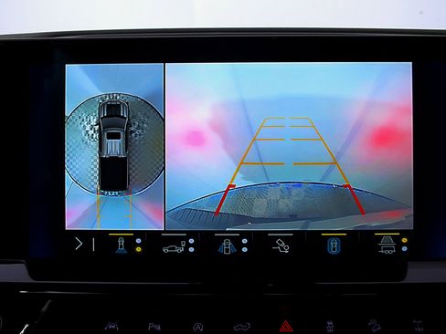 Used 2022 Chevrolet Silverado 1500 ZR2 image 25