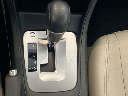 Used 2013 Subaru Crosstrek 2.0i Limited image 19