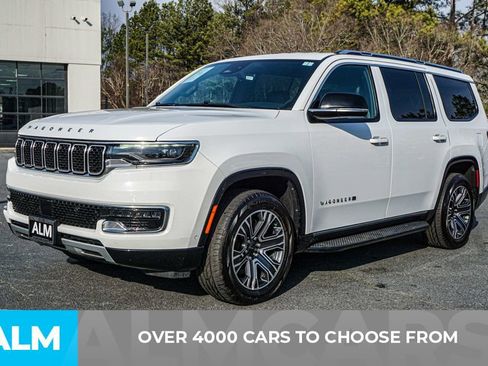 Used 2024 Jeep Wagoneer Series II w/ Flexible Seating Group image 3