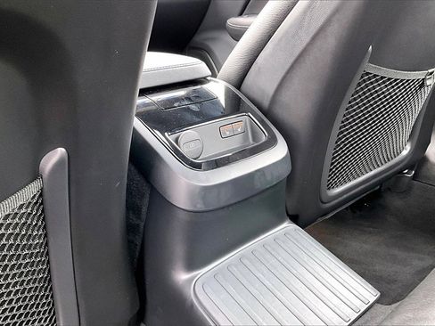 Used 2023 Volvo S60 T8 Plus w/ Climate Package image 10