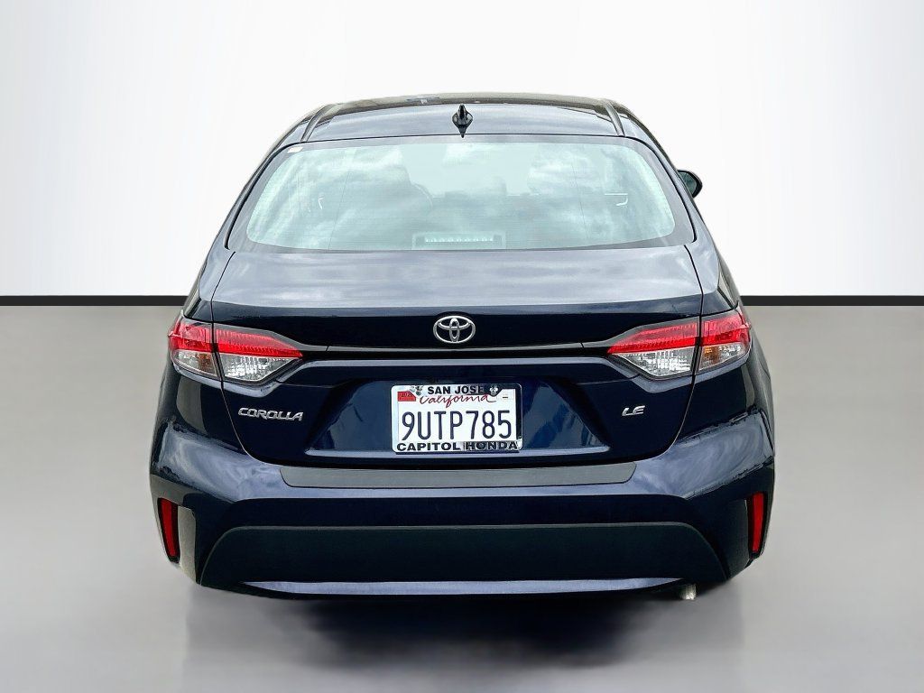 Used 2022 Toyota Corolla LE FWD image 6