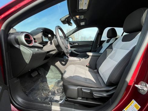 Used 2024 Chevrolet Trax RS w/ Driver Confidence Package image 10