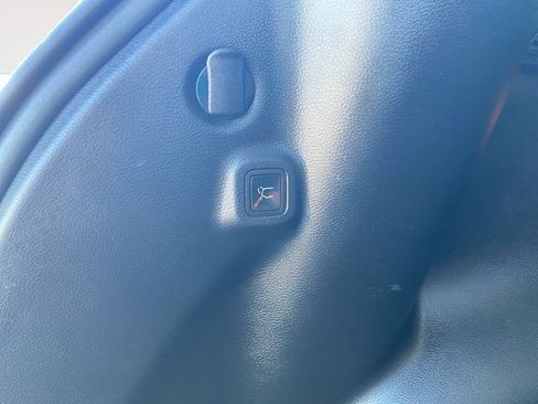 Used 2018 Jeep Compass Trailhawk w/ Leather Interior Group AWD/4WD image 32