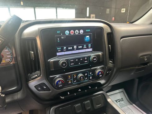 Used 2018 Chevrolet Silverado 1500 LT w/ True North Edition AWD/4WD image 15