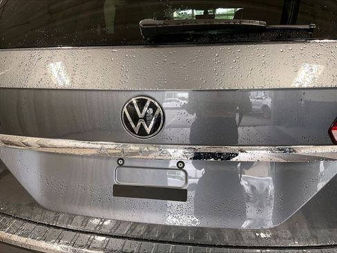 Used 2023 Volkswagen Atlas SE w/ Black Wheel Package AWD/4WD image 29